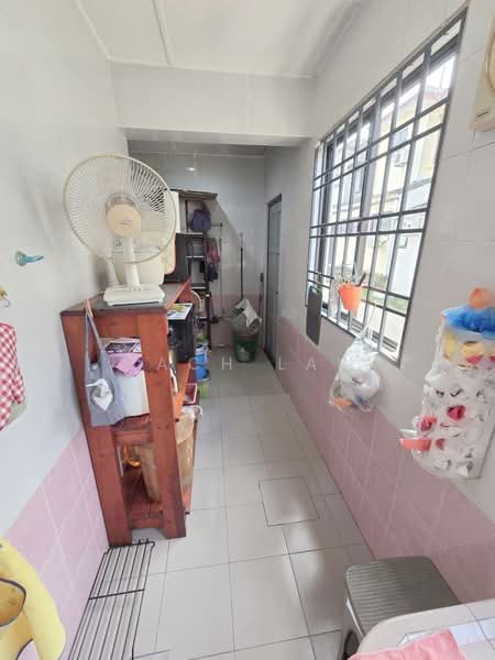 Rumah Teres 2 Tingkat untuk Dijual di Taman Desa Cemerlang (Ulu Tiram) - Zach Law - Interior - PropertyGuru.com.my