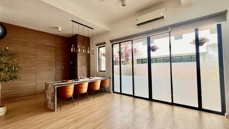 Cluster House for Sale in Horizon Hills (Iskandar Puteri (Nusajaya)) - KL Tan - Dining Room - PropertyGuru.com.my