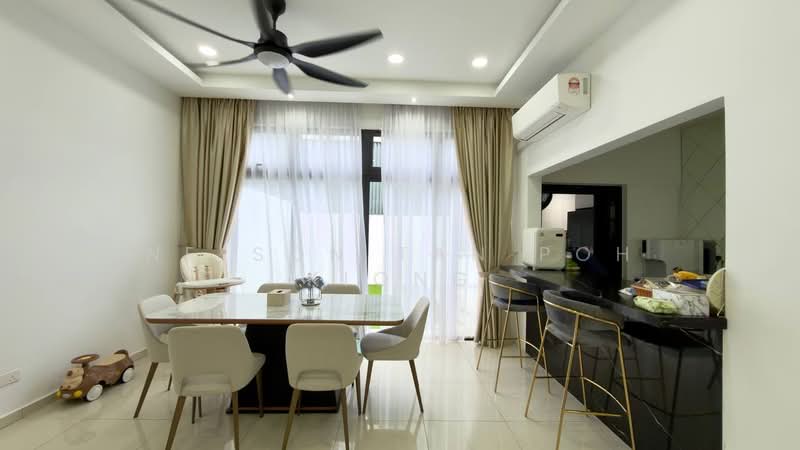 Rumah Kluster untuk Dijual di Iskandar Puteri (Nusajaya) (Johor) - Nelson Tan Poh Kiong - Dining Room - PropertyGuru.com.my