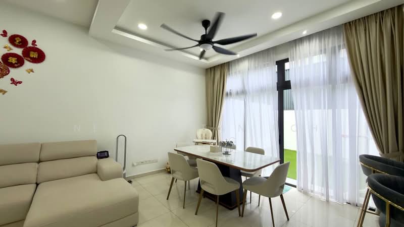 Rumah Kluster untuk Dijual di Iskandar Puteri (Nusajaya) (Johor) - Nelson Tan Poh Kiong - Living Room - PropertyGuru.com.my