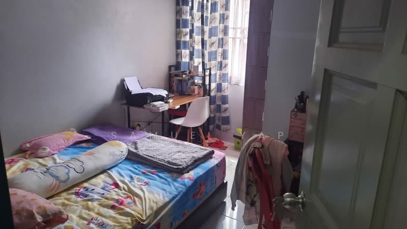 Rumah Teres 2 Tingkat untuk Dijual di Taman Bukit Serdang (Seri Kembangan) - Samuel Yap - Bedroom - PropertyGuru.com.my