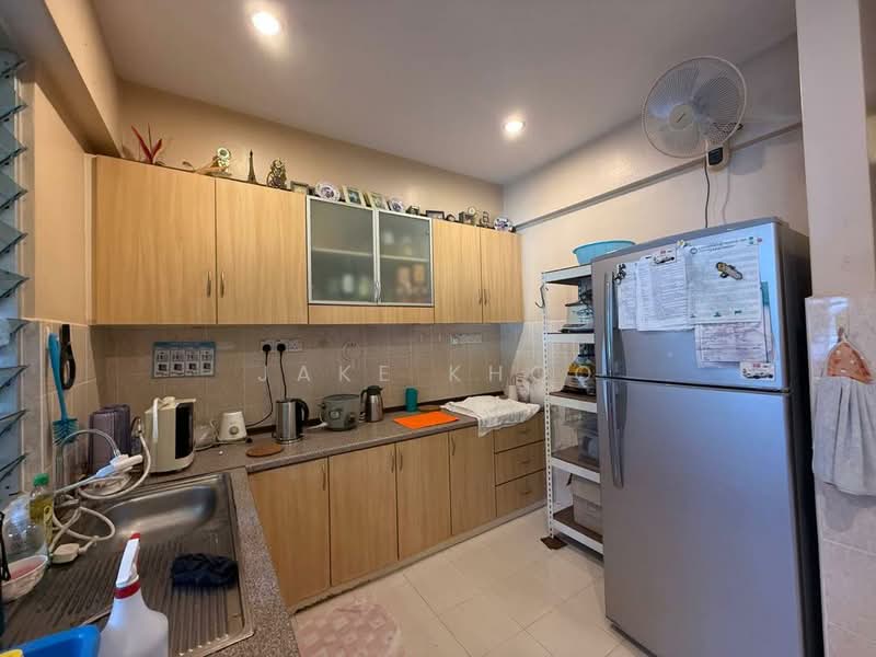 Condominium for Sale at Straits Regency - Jake Khoo - Kitchen - PropertyGuru.com.my