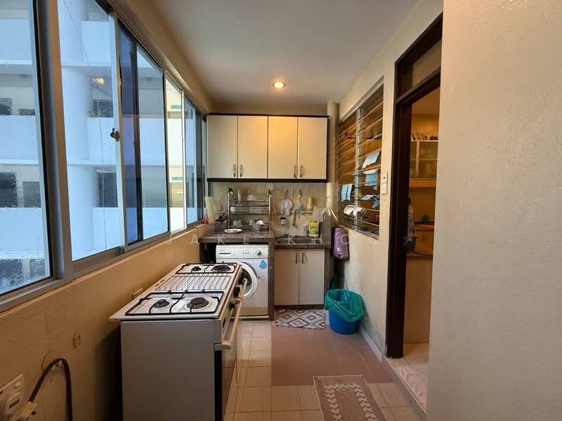 Condominium for Sale at Straits Regency - Jake Khoo - Kitchen - PropertyGuru.com.my