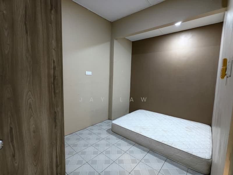 Semi-Detached House for Sale in Stapok (Kuching) - Jay Law - PropertyGuru.com.my