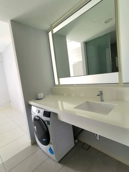 Servis Apartment untuk Dijual di Emerald 9 - KC KAW - Bathroom - PropertyGuru.com.my