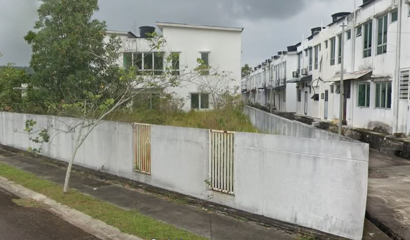 2-storey Terraced House for Sale in Bandar Seri Impian (Kluang) - Allen . - Exterior - PropertyGuru.com.my