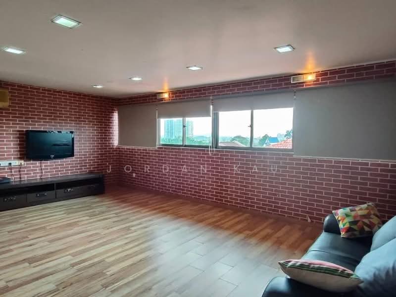 Semi-Detached House for Sale in Taman Pelangi (Johor Bahru) - Jordan Kau - Living Room - PropertyGuru.com.my