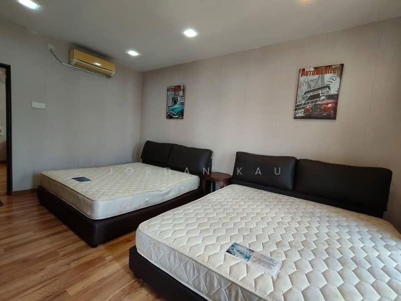 Semi-Detached House for Sale in Taman Pelangi (Johor Bahru) - Jordan Kau - Bedroom - PropertyGuru.com.my