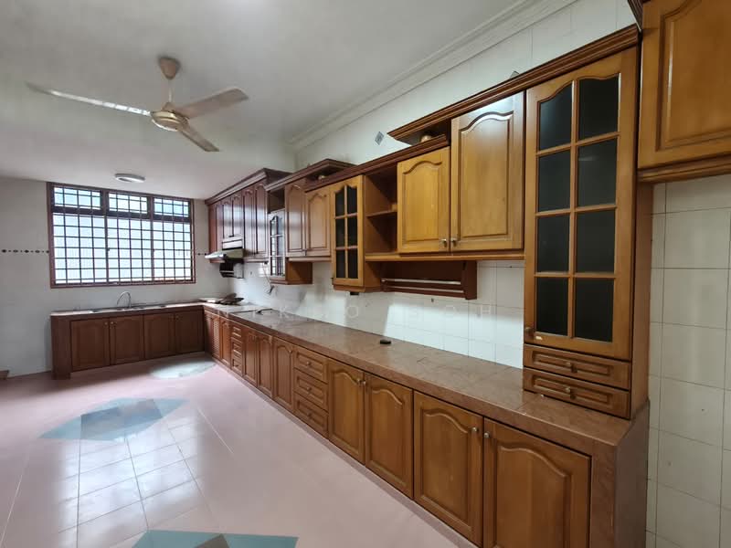 Rumah Teres 2 Tingkat untuk Disewa di Taman Bukit Mewah (Tampoi) - Nikko Soh - Kitchen - PropertyGuru.com.my