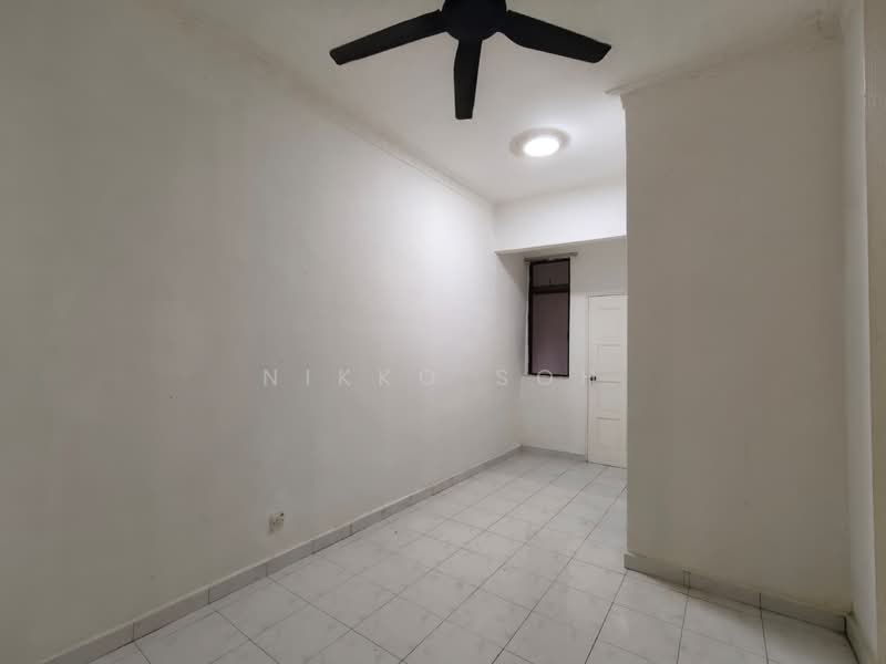 Rumah Teres 2 Tingkat untuk Disewa di Taman Bukit Mewah (Tampoi) - Nikko Soh - Interior - PropertyGuru.com.my