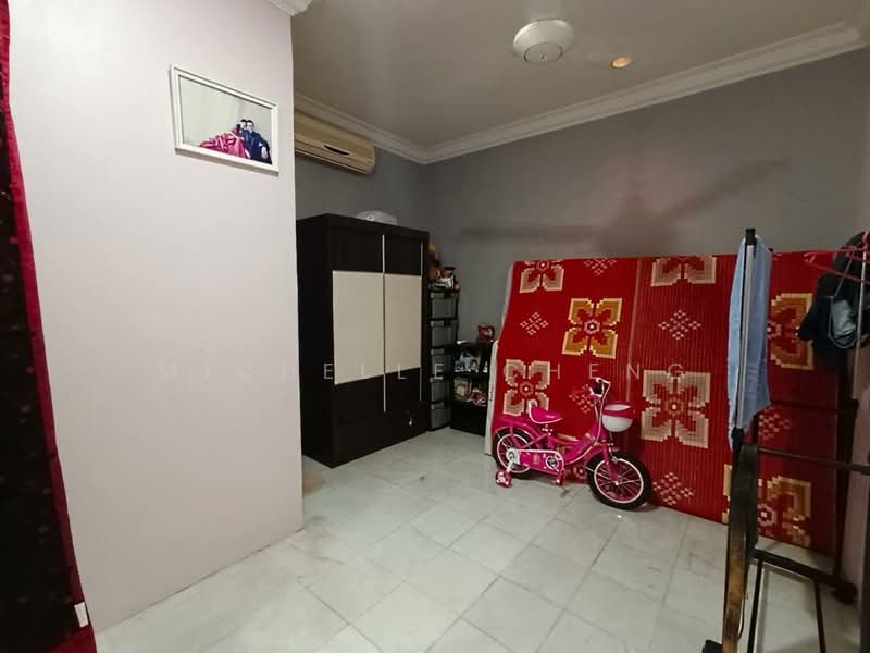 Rumah Teres 1 Tingkat untuk Dijual di Taman Wah Keong (Ipoh) - Michelle Cheng - Bedroom - PropertyGuru.com.my