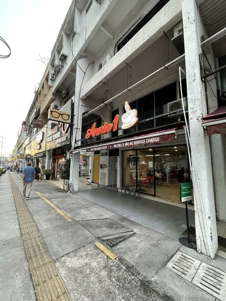 Shop for Sale in SS 21, Damansara Utama (Petaling Jaya) - Jeffrey Ee - Exterior - PropertyGuru.com.my