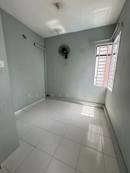 Servis Apartment untuk Disewa di Jentayu Residensi @ Tampoi - Kelvin Lim - PropertyGuru.com.my