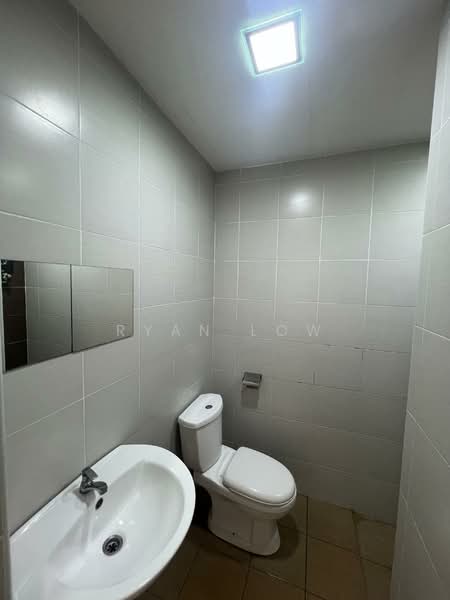 Apartment for Rent at Residensi Pandanmas 2 - Ryan Low - Bathroom - PropertyGuru.com.my