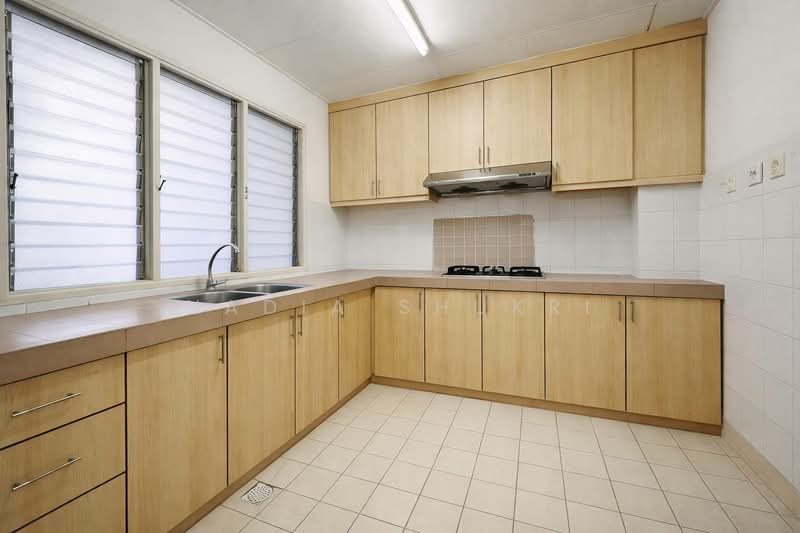 2-storey Terraced House for Sale in Usj 22 (Subang Jaya) - Nadia Shukri - Kitchen - PropertyGuru.com.my