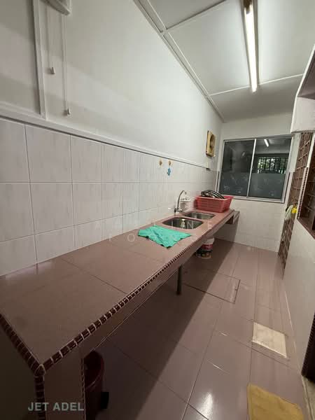 Terraced House for Sale in Klang (Selangor) - Adeline Foong - Kitchen - PropertyGuru.com.my