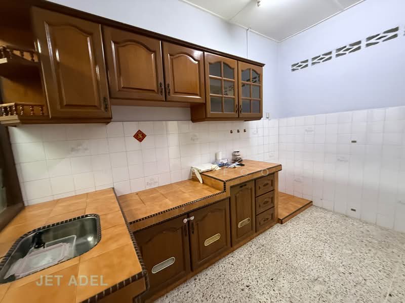 Terraced House for Sale in Klang (Selangor) - Adeline Foong - Kitchen - PropertyGuru.com.my