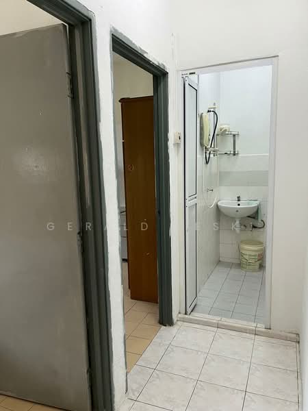 For Sale - Desamas Melur