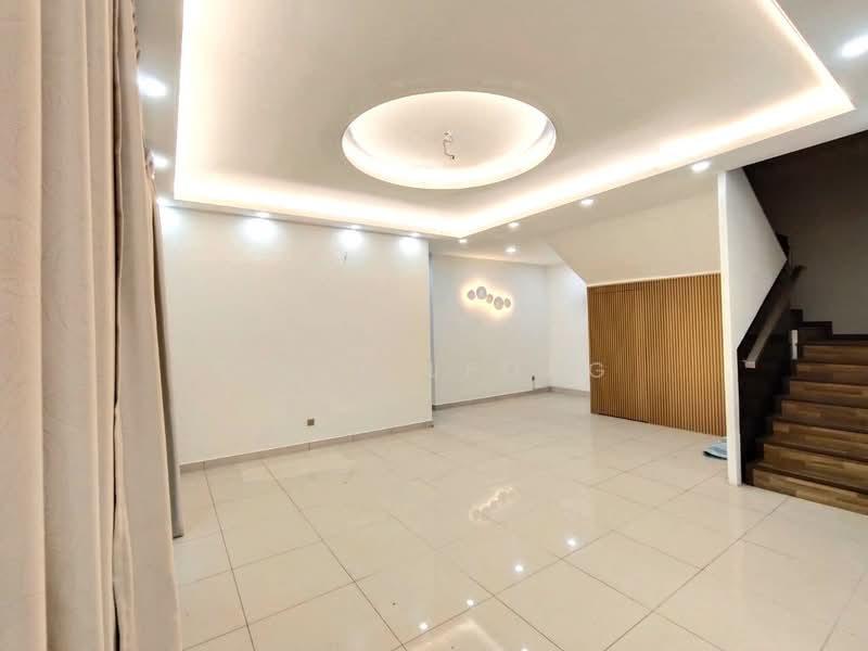Semi-Detached House for Sale in Shah Alam (Selangor) - Cole Leong - Living Room - PropertyGuru.com.my