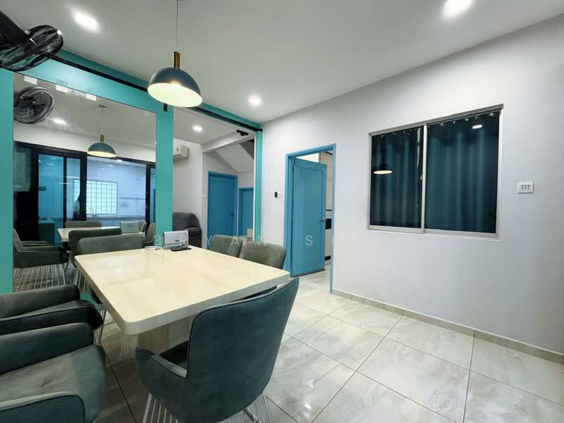 1.5-storey Terraced House for Sale in Perling (Johor) - Bryan Seng - Dining Room - PropertyGuru.com.my