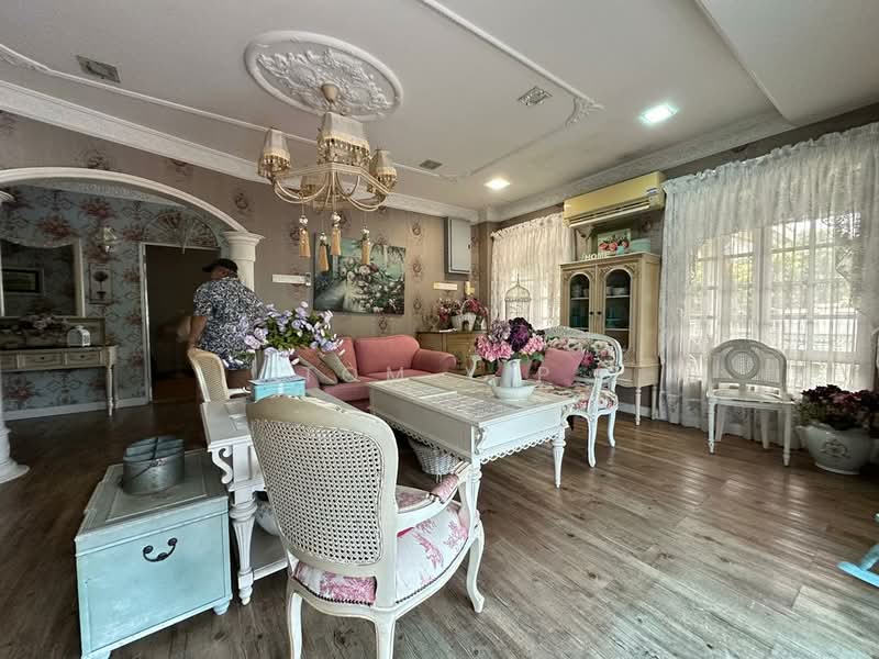 Semi-Detached House for Sale in Kota Emerald (Rawang) - Tom Yip - Living Room - PropertyGuru.com.my