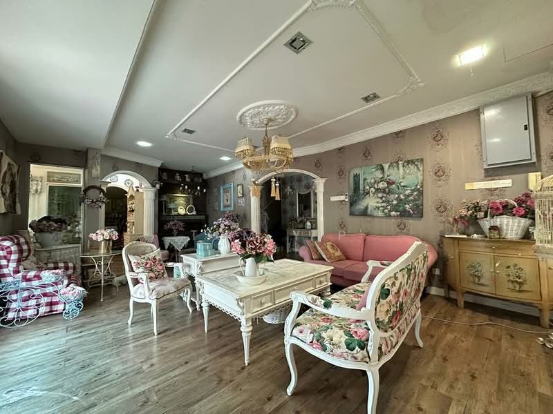 Semi-Detached House for Sale in Kota Emerald (Rawang) - Tom Yip - Living Room - PropertyGuru.com.my