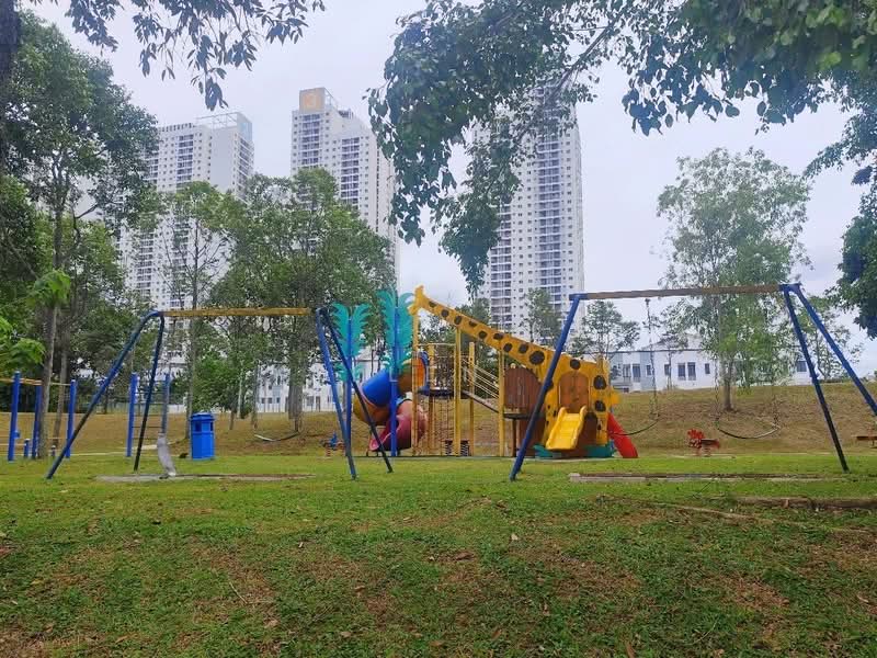 Rumah Berkembar untuk Dijual di Bandar Kinrara Seksyen 1 (Bandar Kinrara) - Allen . - Exterior - PropertyGuru.com.my