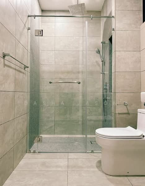 Servis Apartment untuk Disewa di The Sentral Suites - Dasha Jason - Bathroom - PropertyGuru.com.my