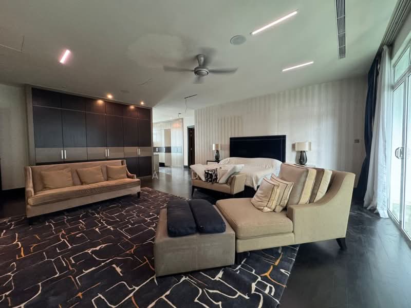 Condominium for Rent at The Pearl KLCC - Andy . - Master Bedroom - PropertyGuru.com.my