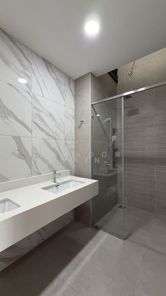 2-storey Terraced House for Rent in Cheras (Kuala Lumpur) - Brandon Chin - Bathroom - PropertyGuru.com.my