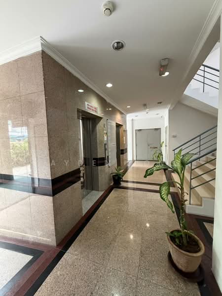 Pejabat untuk Disewa di KL City Centre (Kuala Lumpur) - Jayden Tong - Lobby - PropertyGuru.com.my