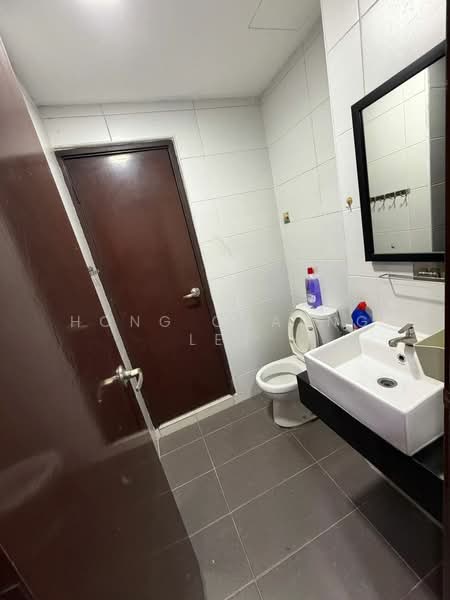 Service Residence for Rent at KSL Residence @ Daya - Hong Charng Lee - Bathroom - PropertyGuru.com.my