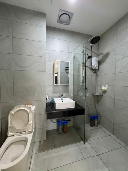 Service Residence for Sale at Sky Trees - Jin Teok - Bathroom - PropertyGuru.com.my
