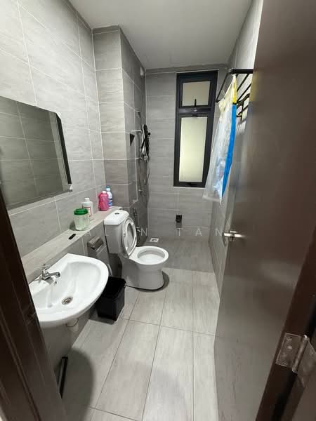 Service Residence for Rent at 8Scape Residence @ Sutera - Alen Tan - PropertyGuru.com.my