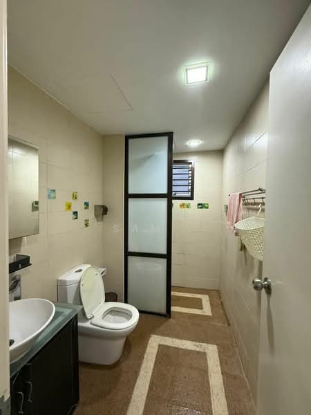Servis Apartment untuk Dijual di Greenfield Regency - Sam . - Bathroom - PropertyGuru.com.my