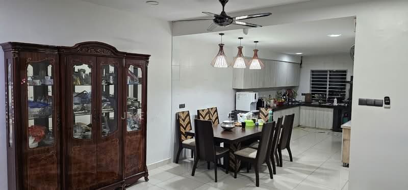 2.5-storey Terraced House for Sale in Seri Jalil (Bukit Jalil) - Jean Yeoh - Dining Room - PropertyGuru.com.my