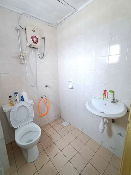 Kondominium untuk Dijual di D'aman Crimson - Joelle Chu - Bathroom - PropertyGuru.com.my