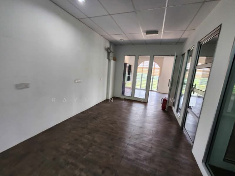 Shop for Rent in Bukit Jelutong (Shah Alam) - Raymond Siew - Interior - PropertyGuru.com.my