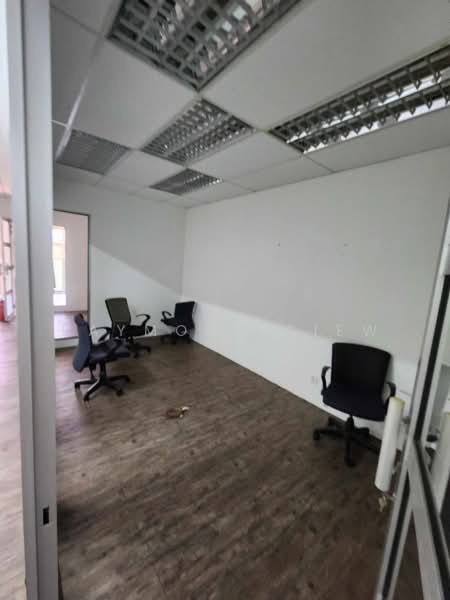 Shop for Rent in Bukit Jelutong (Shah Alam) - Raymond Siew - Interior - PropertyGuru.com.my