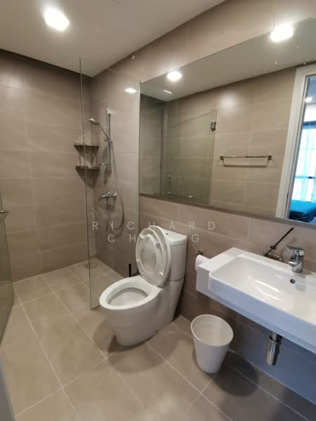 Servis Apartment untuk Dijual di The Sentral Residences - Richard Chong - Bathroom - PropertyGuru.com.my