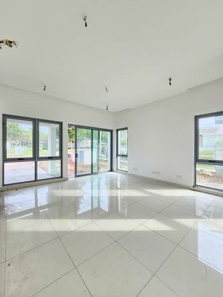 Semi-Detached House for Sale in Lenang Heights (Johor Bahru) - Zephyr Khoo - PropertyGuru.com.my
