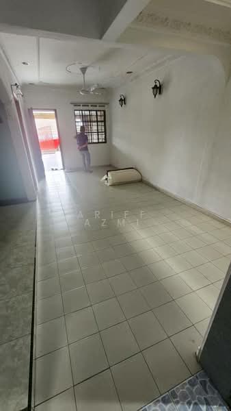 Terraced House for Sale in Bandar Baru Uda (Johor Bahru) - Ariff Azmi - Living Room - PropertyGuru.com.my
