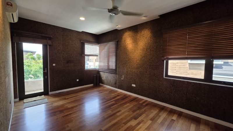 Rumah Banglo untuk Dijual di Kota Kemuning (Shah Alam) - J J - PropertyGuru.com.my