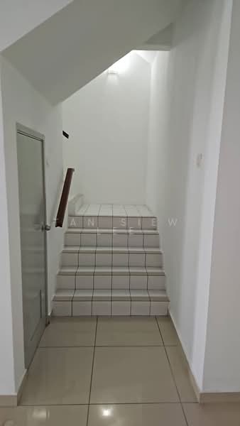 Townhouse for Rent in Kampung Sungai Kayu Ara (Petaling Jaya) - Tan Siew Lee - Interior - PropertyGuru.com.my