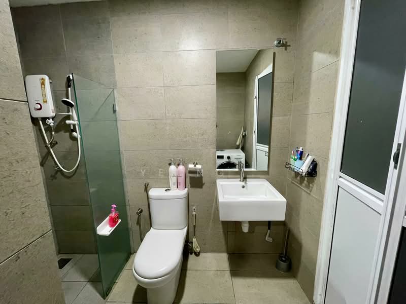 Service Residence for Rent at Kenwingston Square Garden - Yeong . - Bathroom - PropertyGuru.com.my