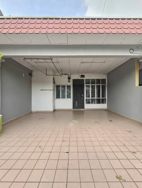 1-storey Terraced House for Sale in Taman Desa Cemerlang (Ulu Tiram) - Agnes Boo - Exterior - PropertyGuru.com.my
