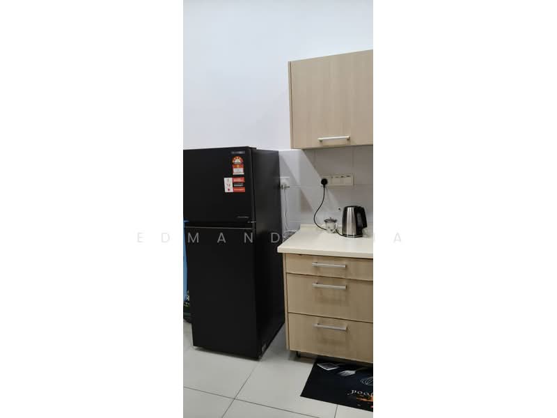 Servis Apartment untuk Disewa di D'Pulze Cyberjaya - Edmand Chia - Kitchen - PropertyGuru.com.my