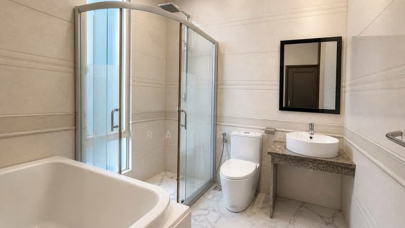 Bungalow for Sale in Usj 3 (Subang Jaya) - Ashraf Azwan - Bathroom - PropertyGuru.com.my