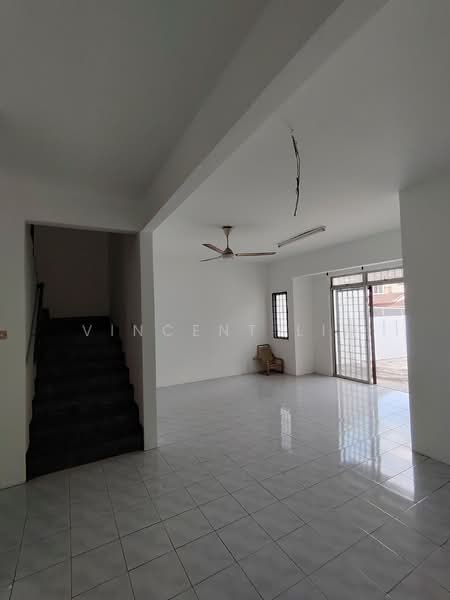 Rumah Teres 2 Tingkat untuk Dijual di Seri Kembangan (Selangor) - Vincent Lim - PropertyGuru.com.my