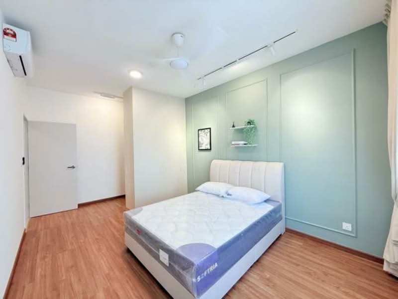 Servis Apartment untuk Disewa di Gravit8, Klang - Leon Goh - Bedroom - PropertyGuru.com.my